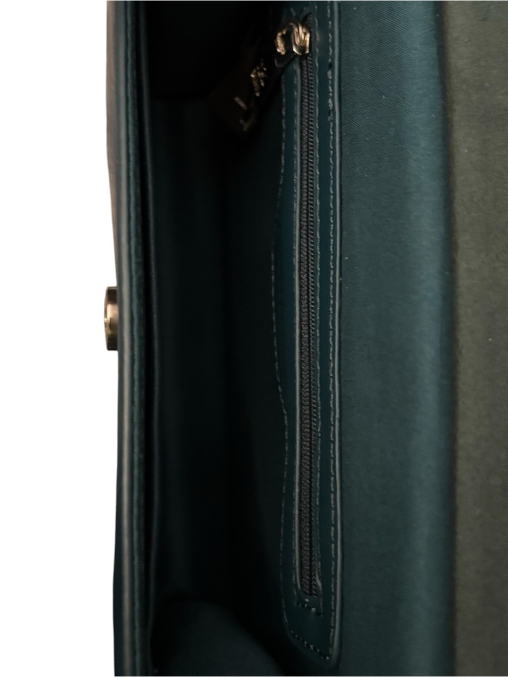 MWT Badgley Mischka Blue Teal Vegan Leather Crossbody Silver Monogram & Trim - Picture 5 of 5